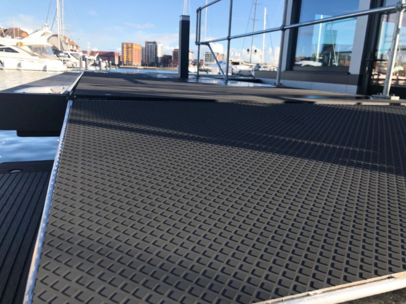 Marine Rubber Mats – DuraRUBBER®